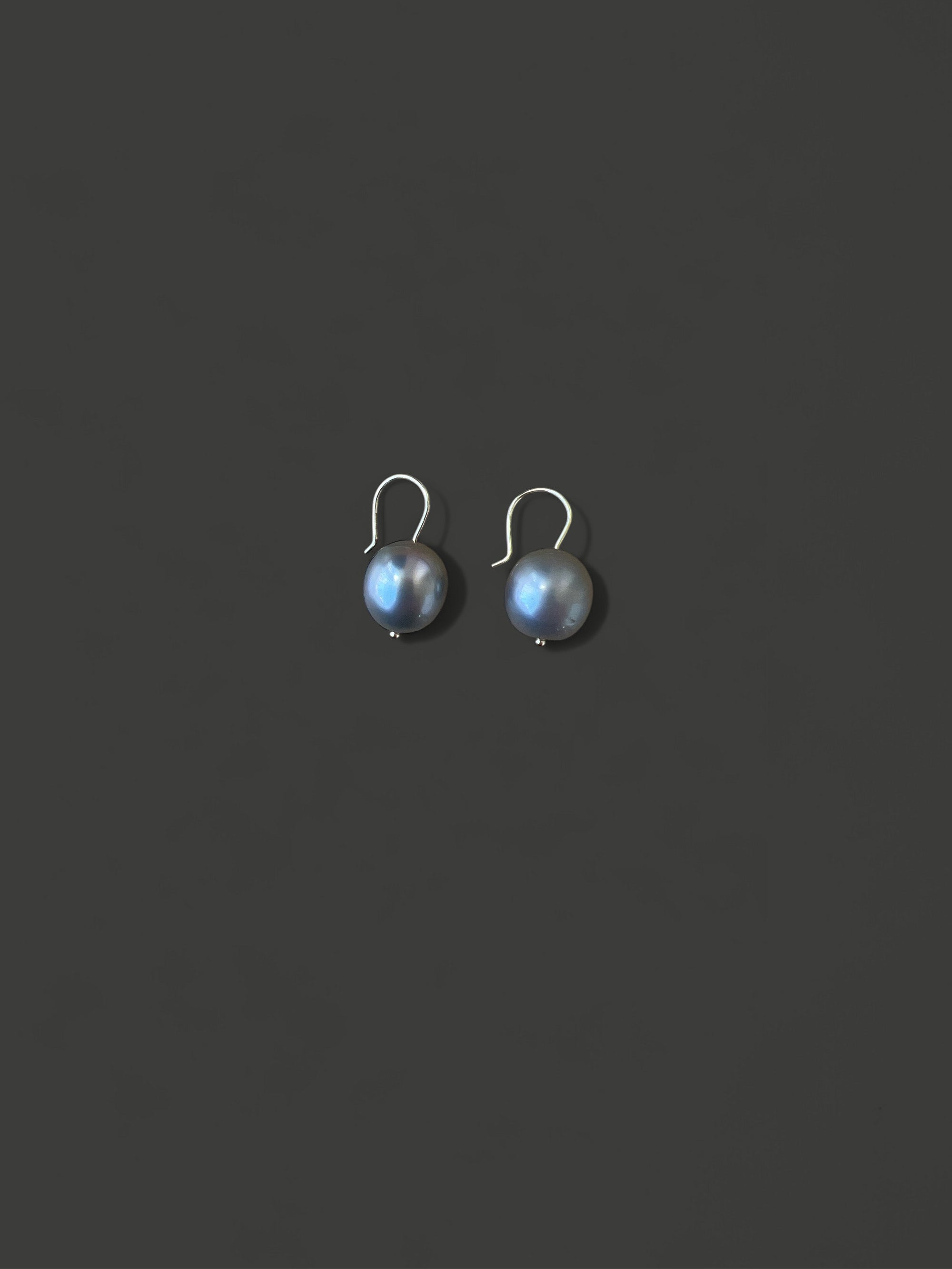 FE3 Black Baroque Tahitian Pearl Earrings