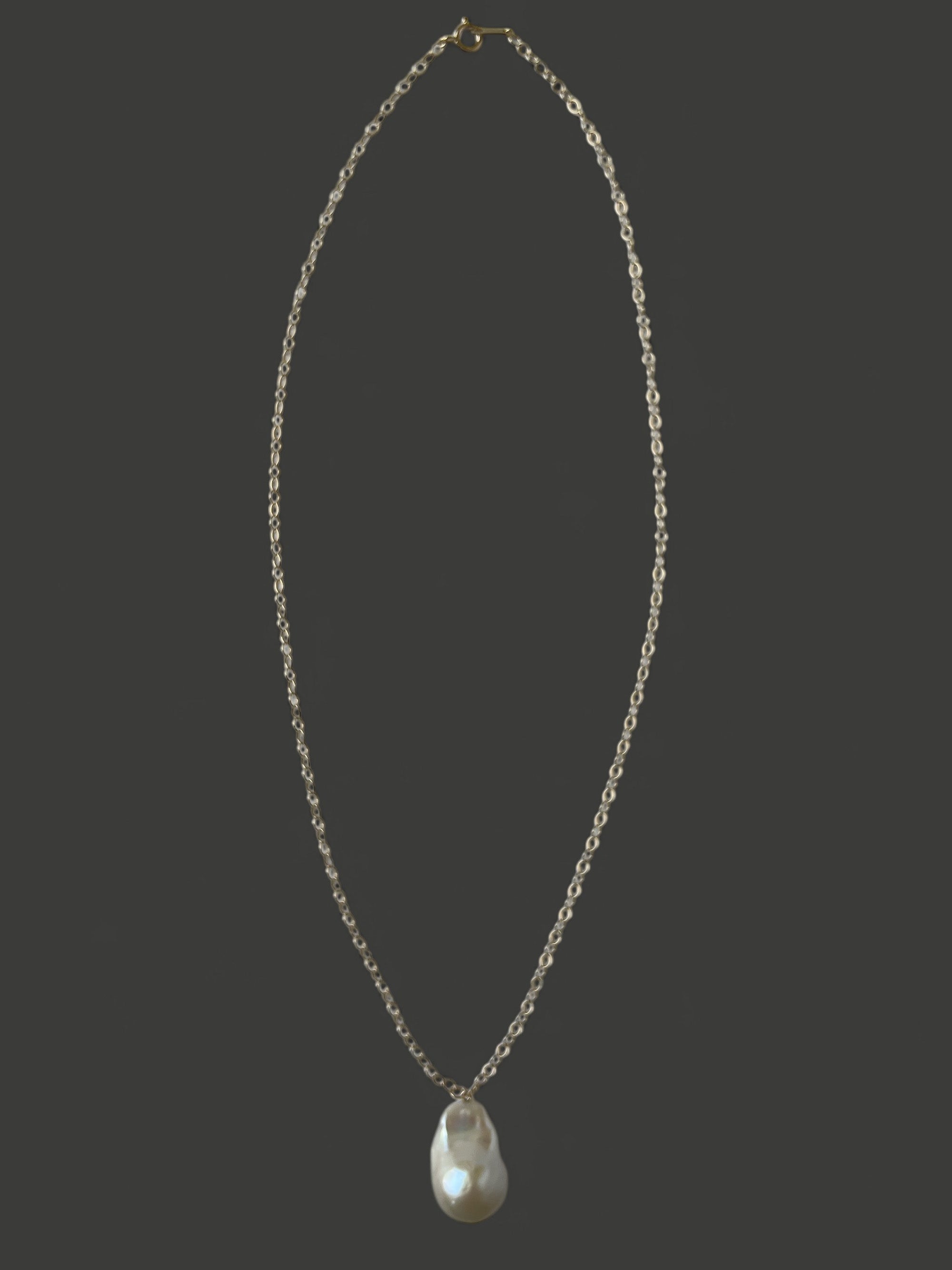 FN50 Baroque Pearl Oval Chain Necklace