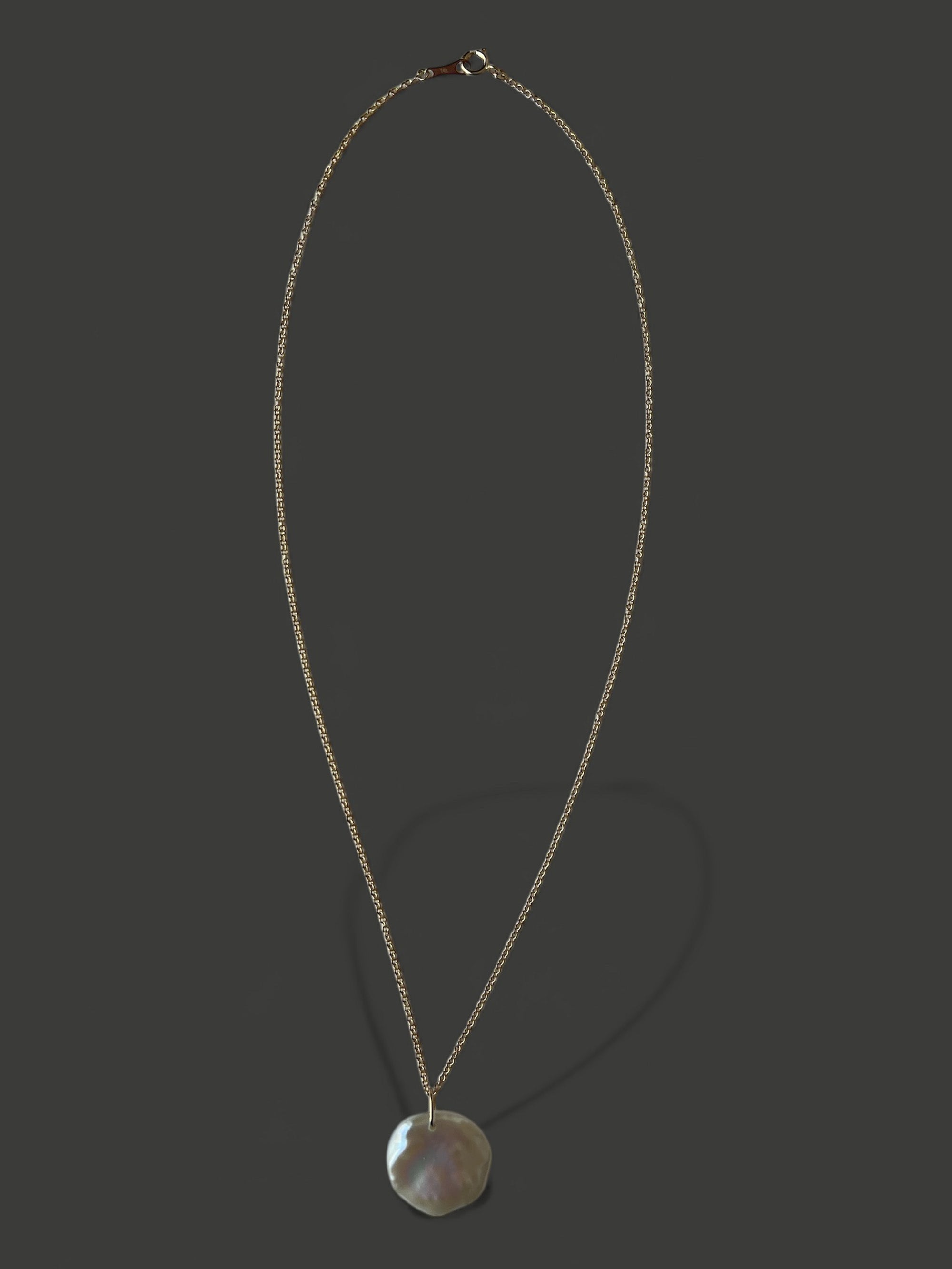 FN51 Petal Pearl Necklace