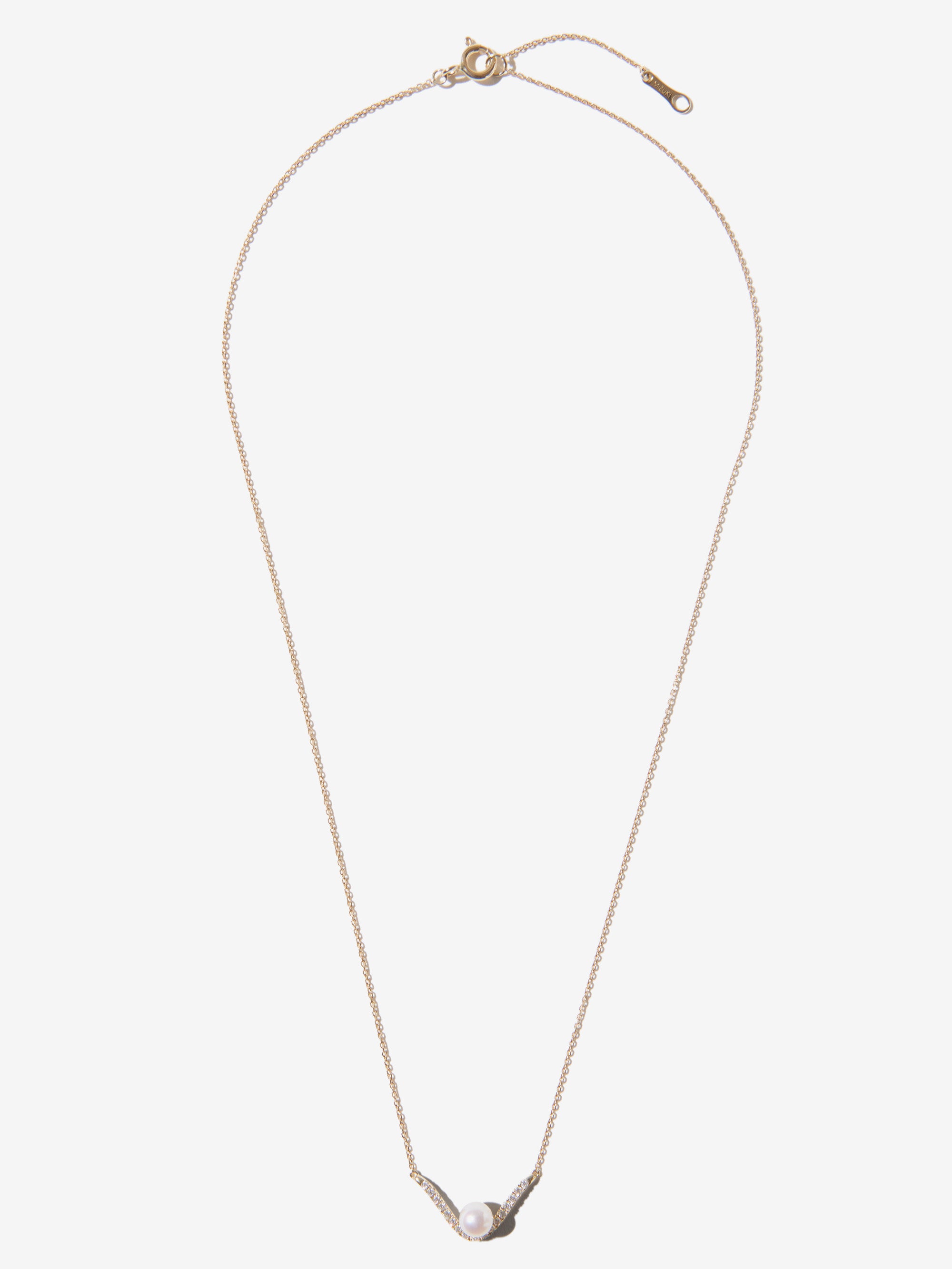 SBN313 Sea of Beauty. Diamond and Pearl Curve Necklace