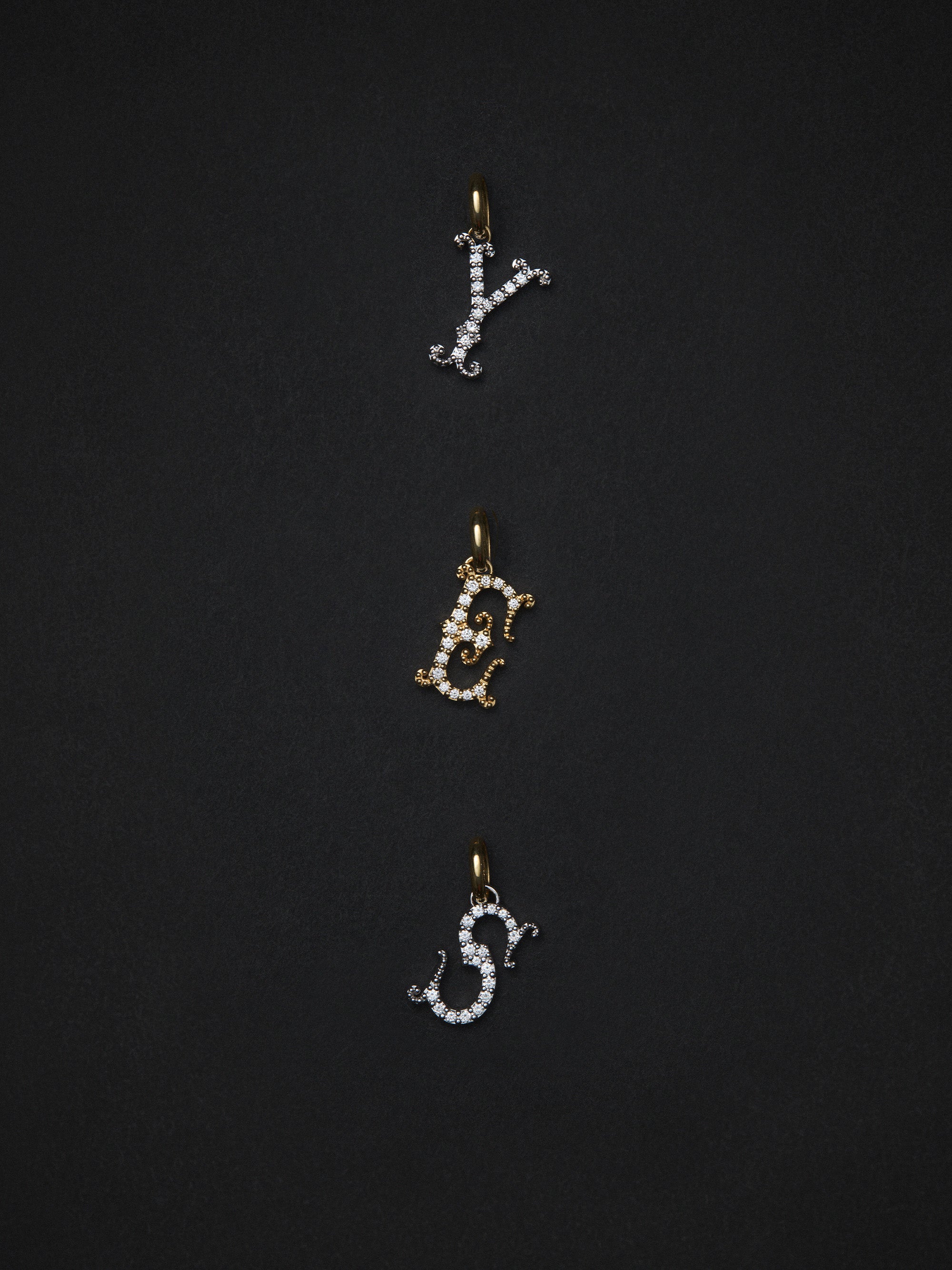 5-6X XVIII. Grande Diamond Initial Charm