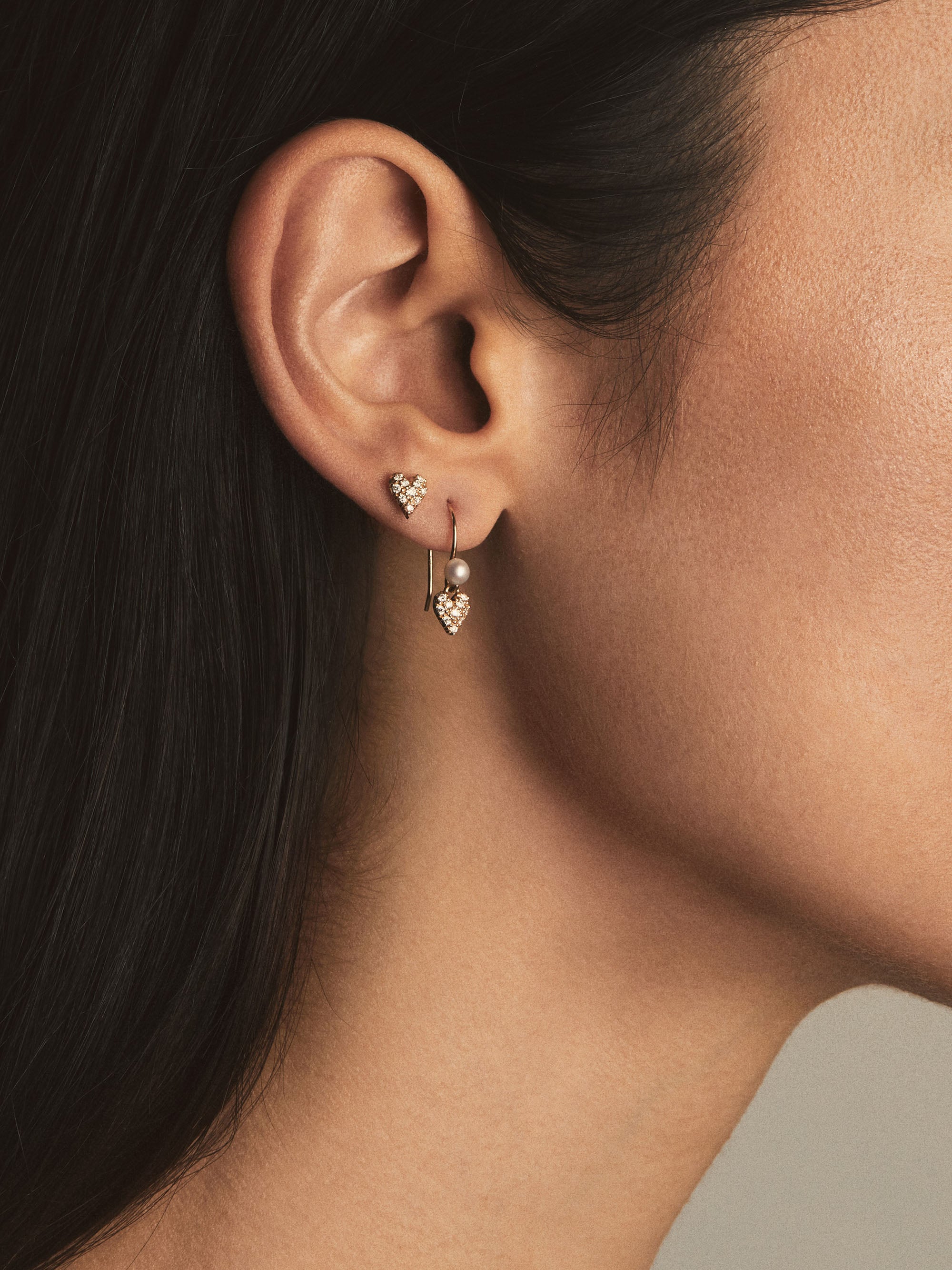 SBE326D Sea of Beauty. Small Diamond Heart Studs