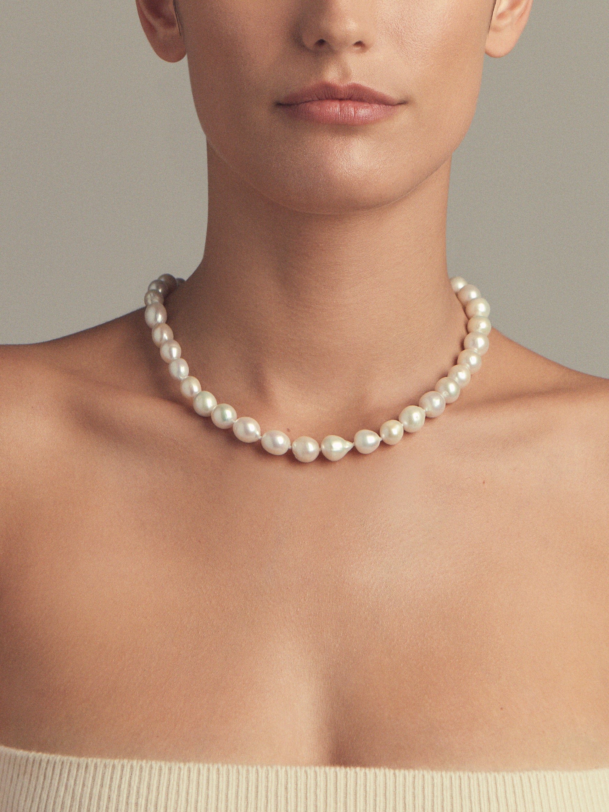 ST11 Medium Freshwater Pearl Necklace