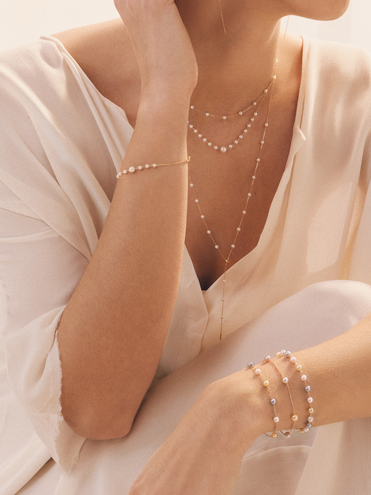 14kt Gold White Akoya Seven Pearl Bracelet