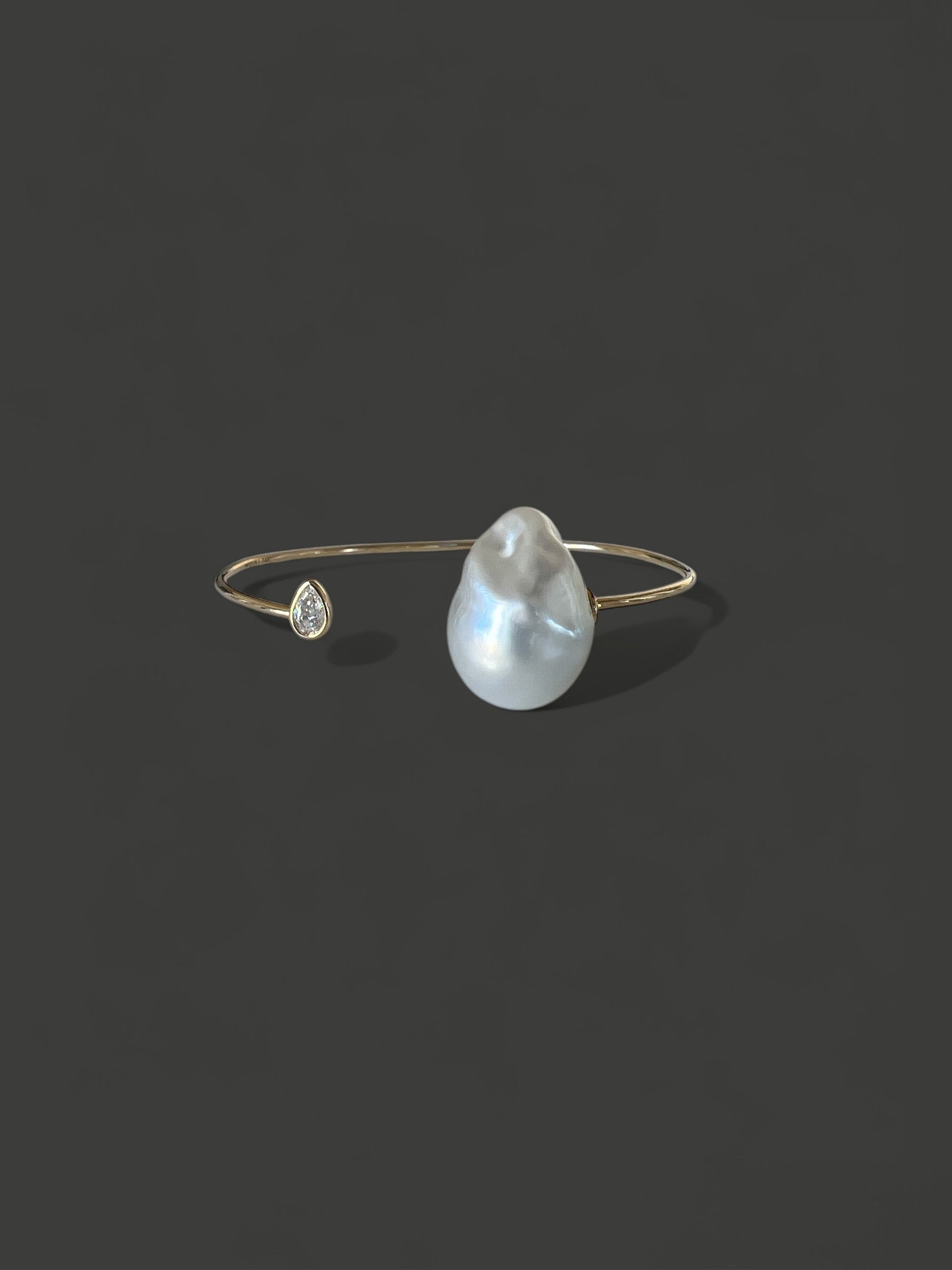 FB1 Baroque Pearl and Pear Diamond Cuff