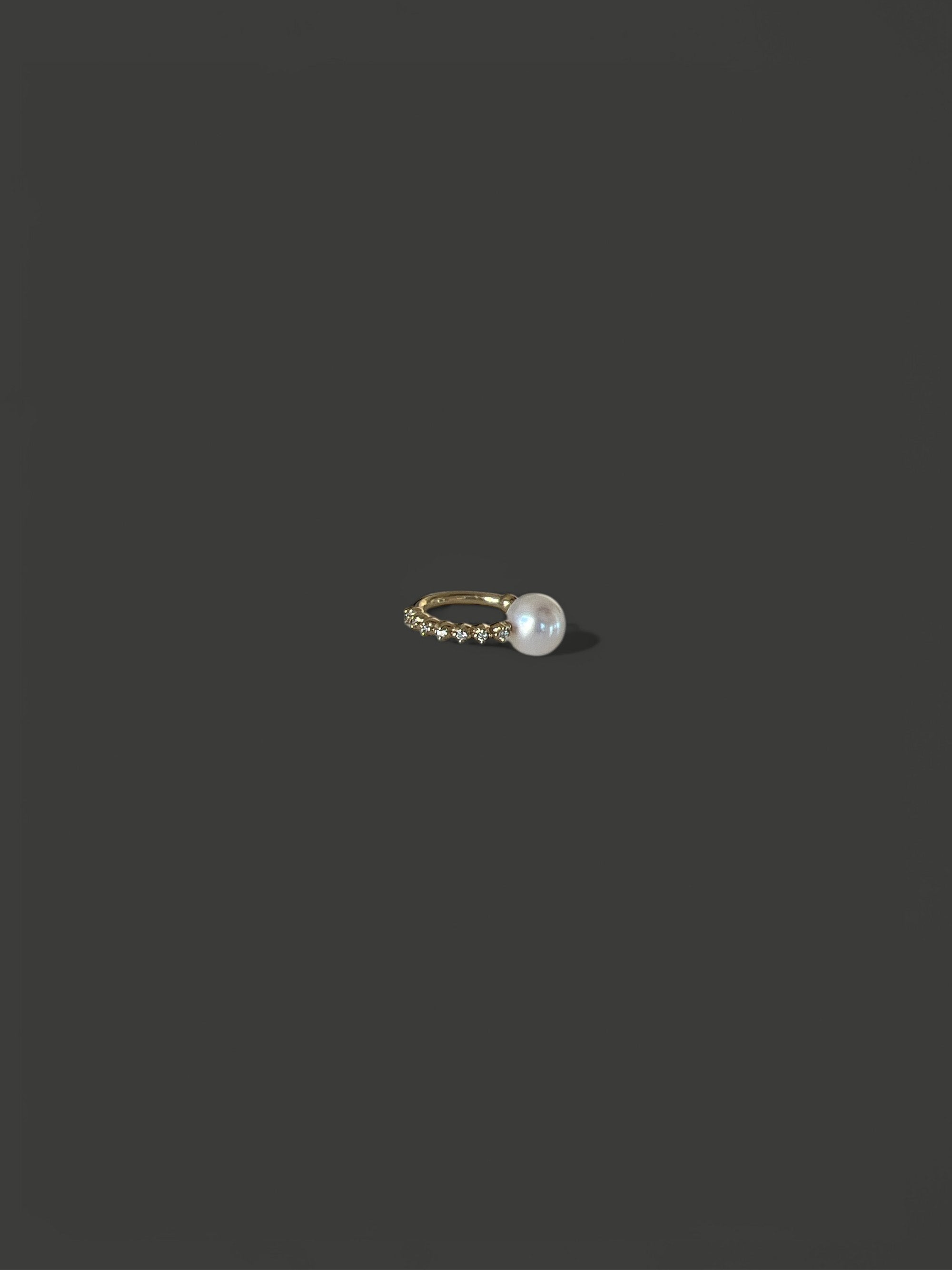 FE14 Diamond Pearl Earcuff