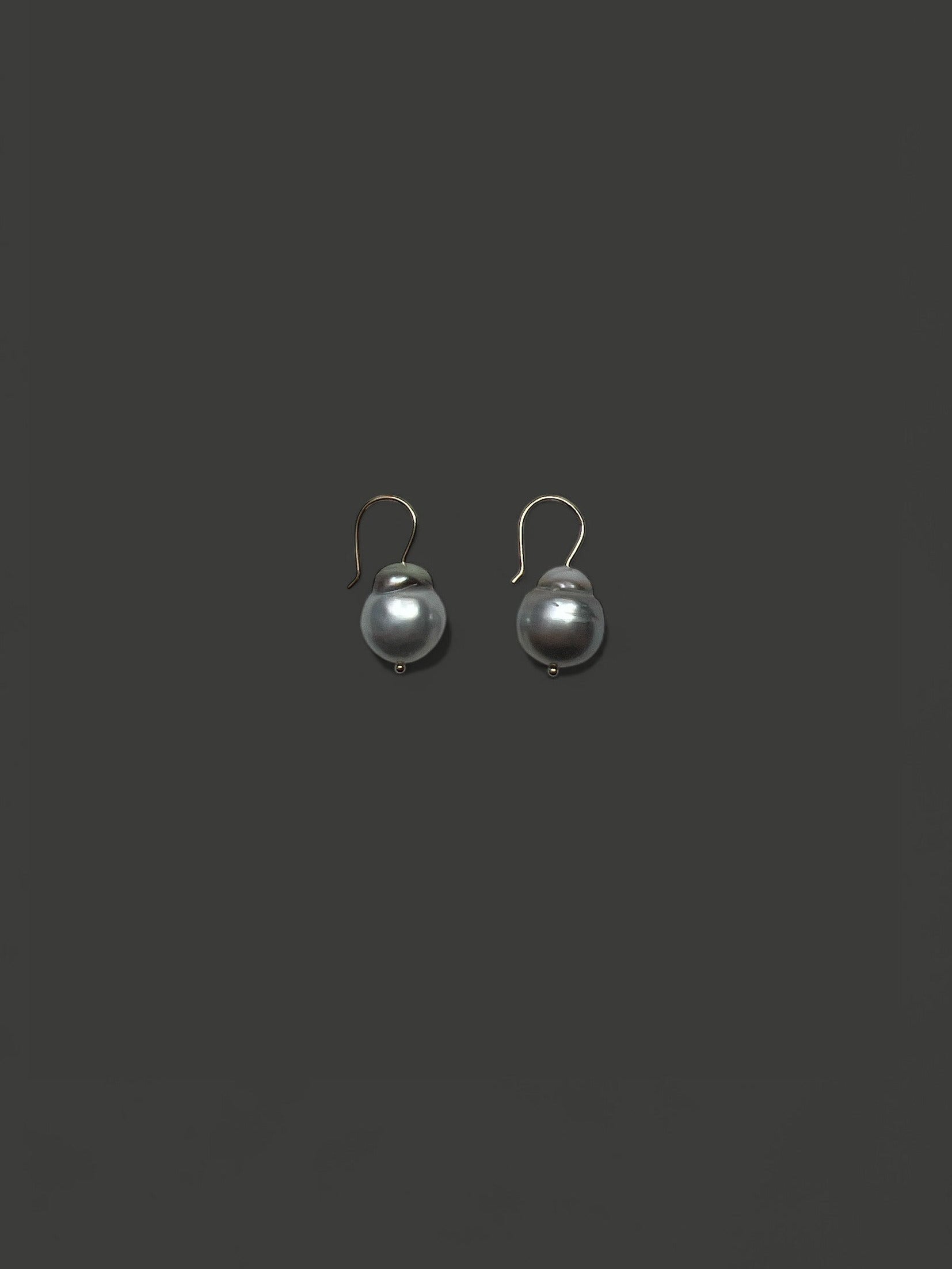 FE4 Grey Baroque Tahitian Pearl Earrings