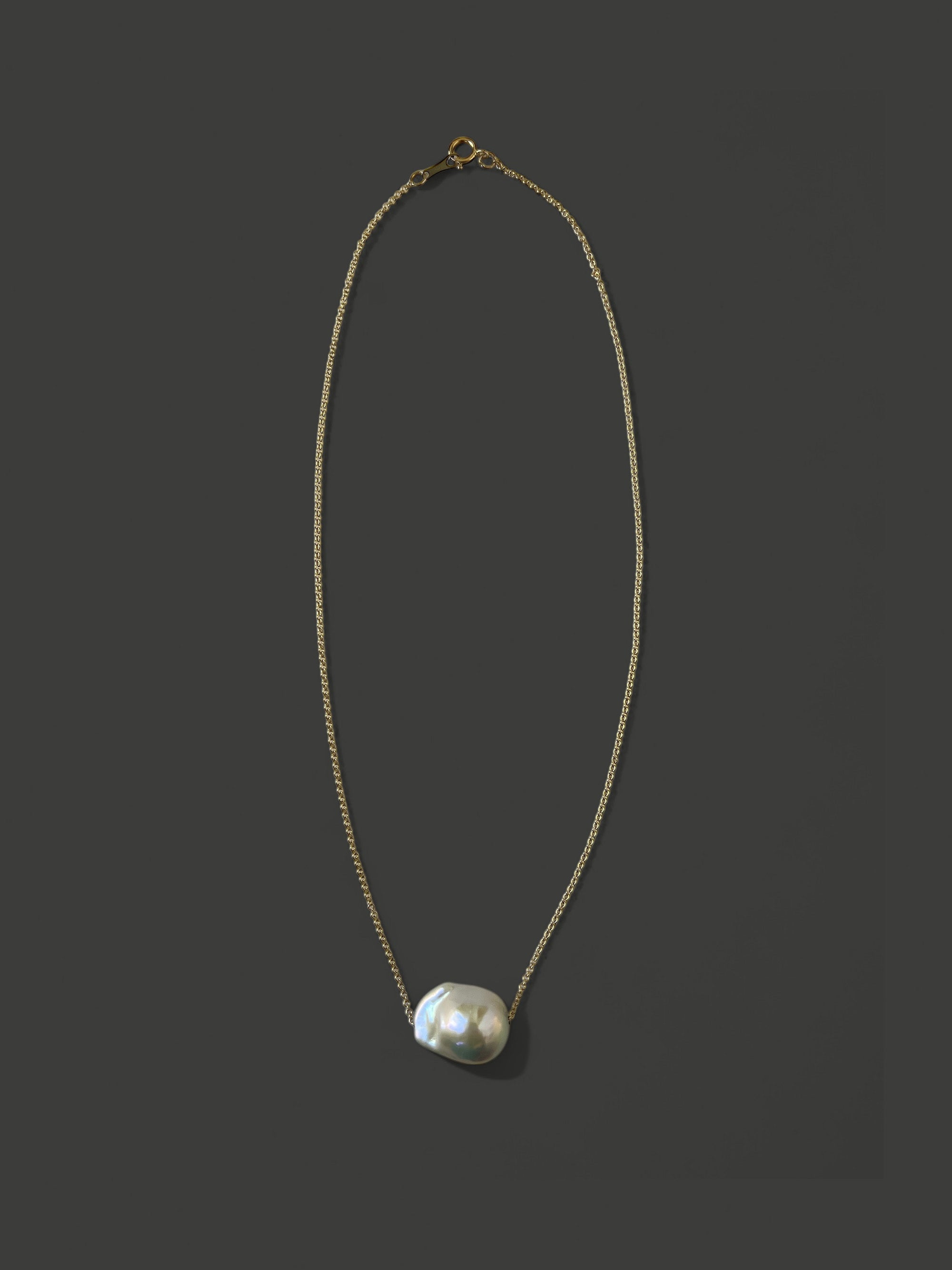 FN5 White Baroque Pearl Necklace