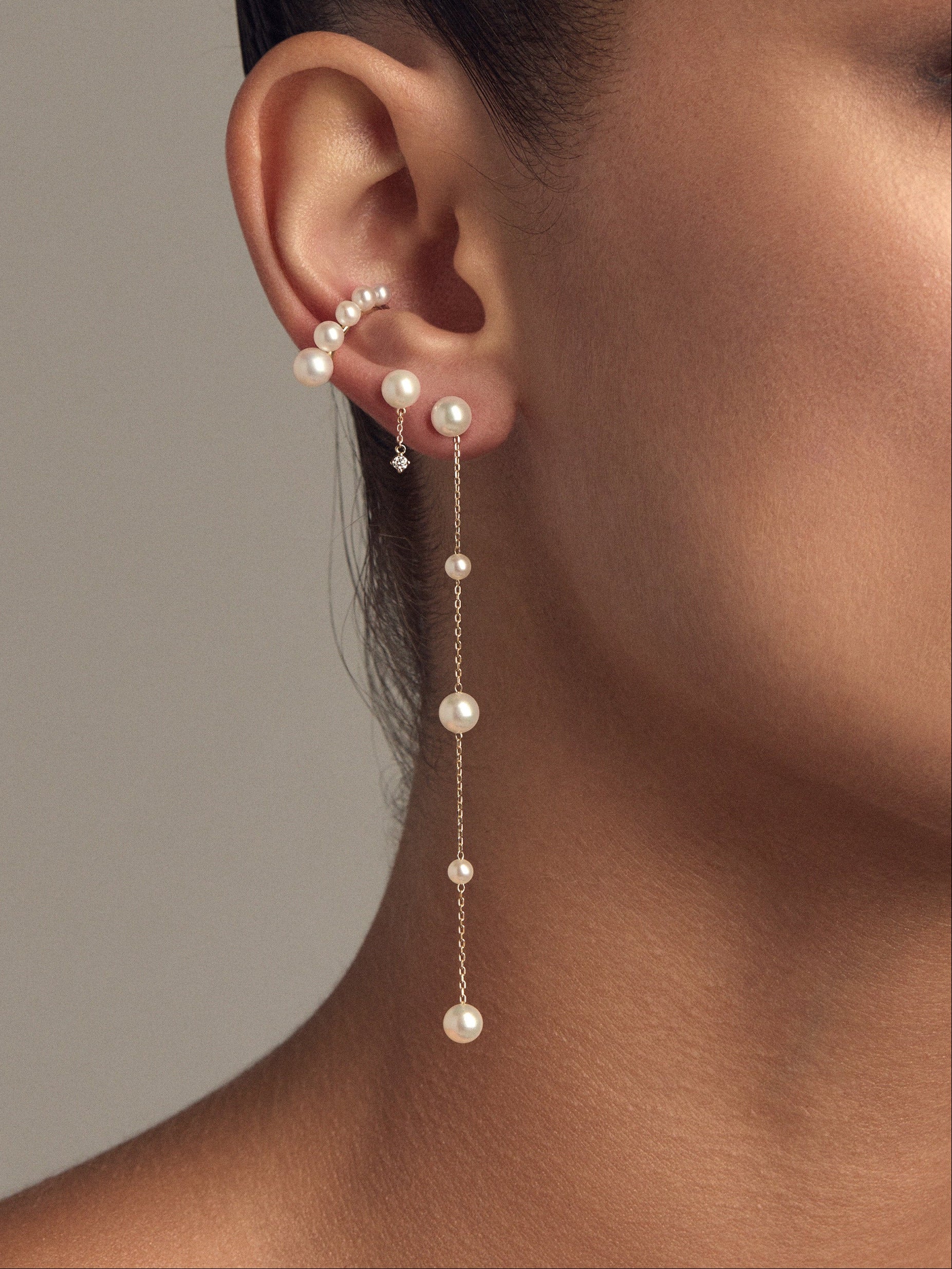 SBE428 Sea of Beauty. Floating Multi Pearl Earring