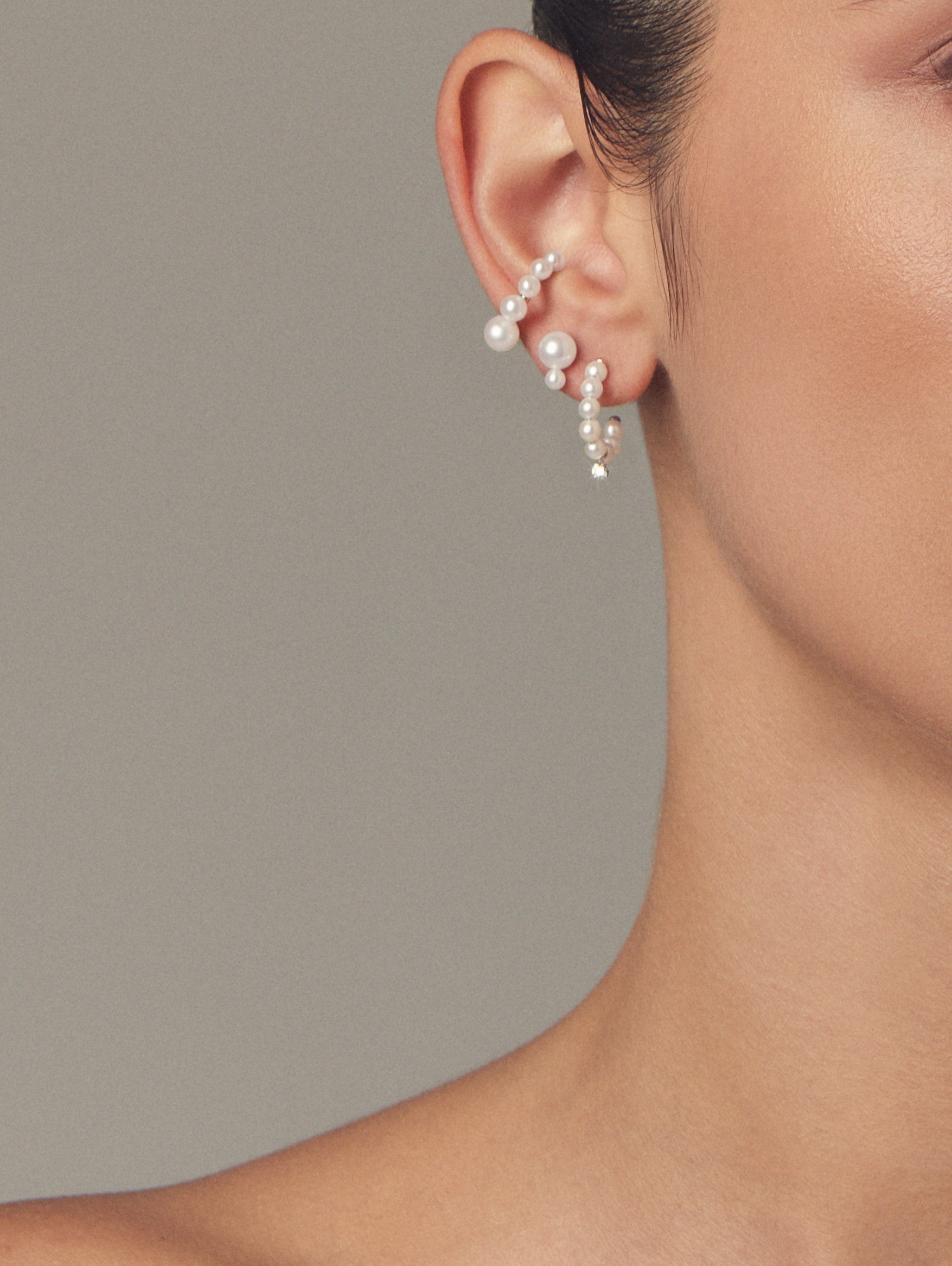 SBE383 Sea of Beauty. Pierced Diamond Pearl Hoops