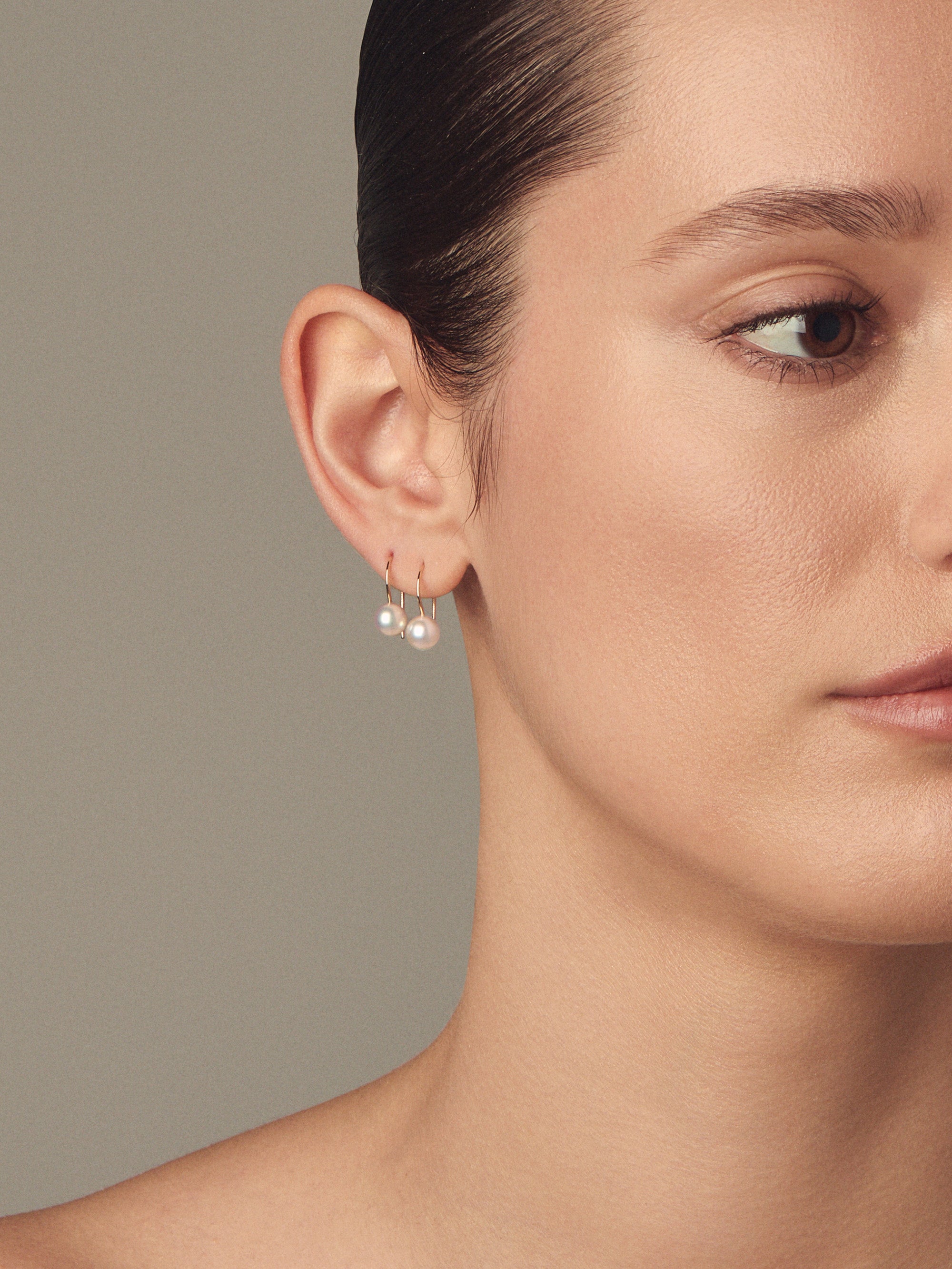 SBE450 Sea of Beauty. White Akoya Pearl Drop