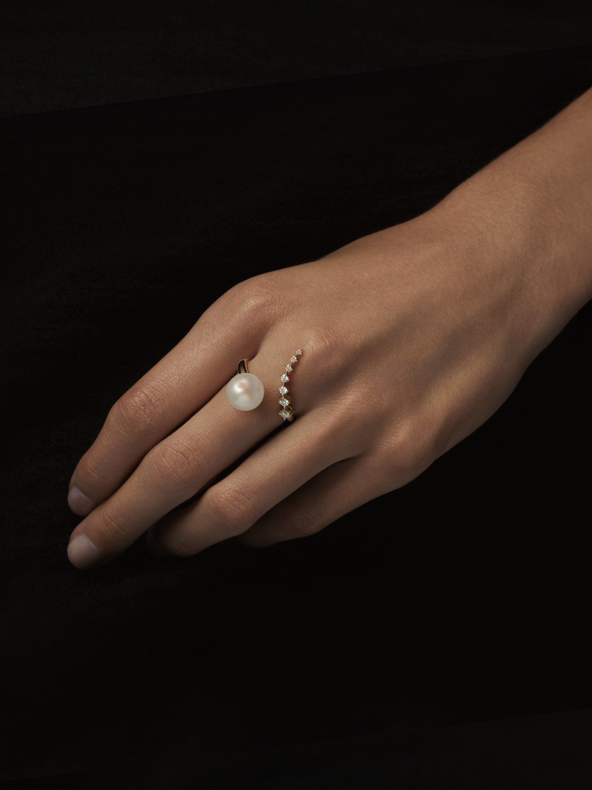 SBR104 Sea of Beauty. Pearl and Diamond Cascading Ring