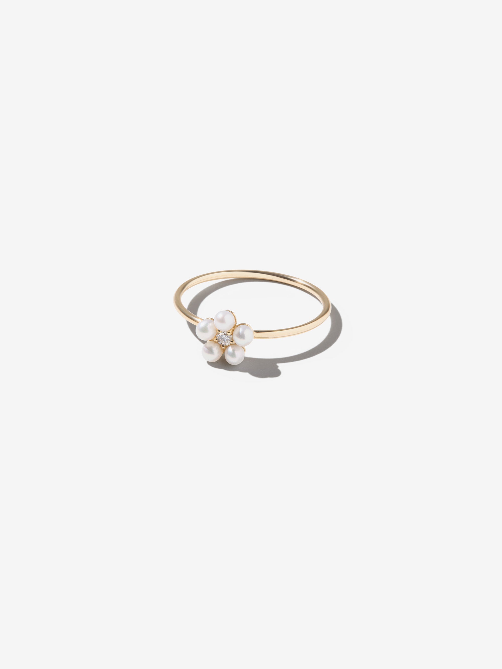 SBR111 Sea of Beauty. Gold and Diamond Pearl Flower Ring