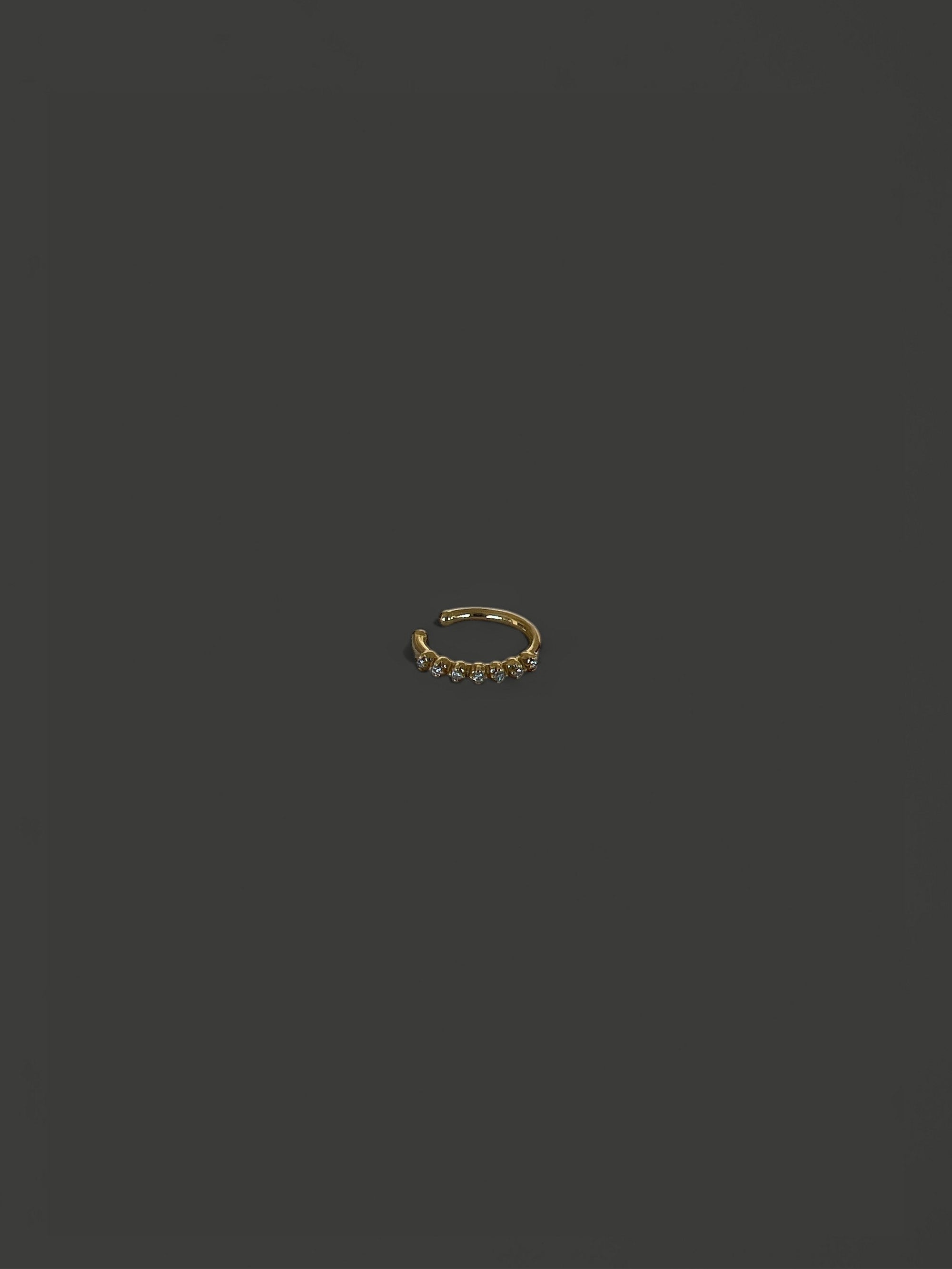 TR1082 Diamond Earcuff