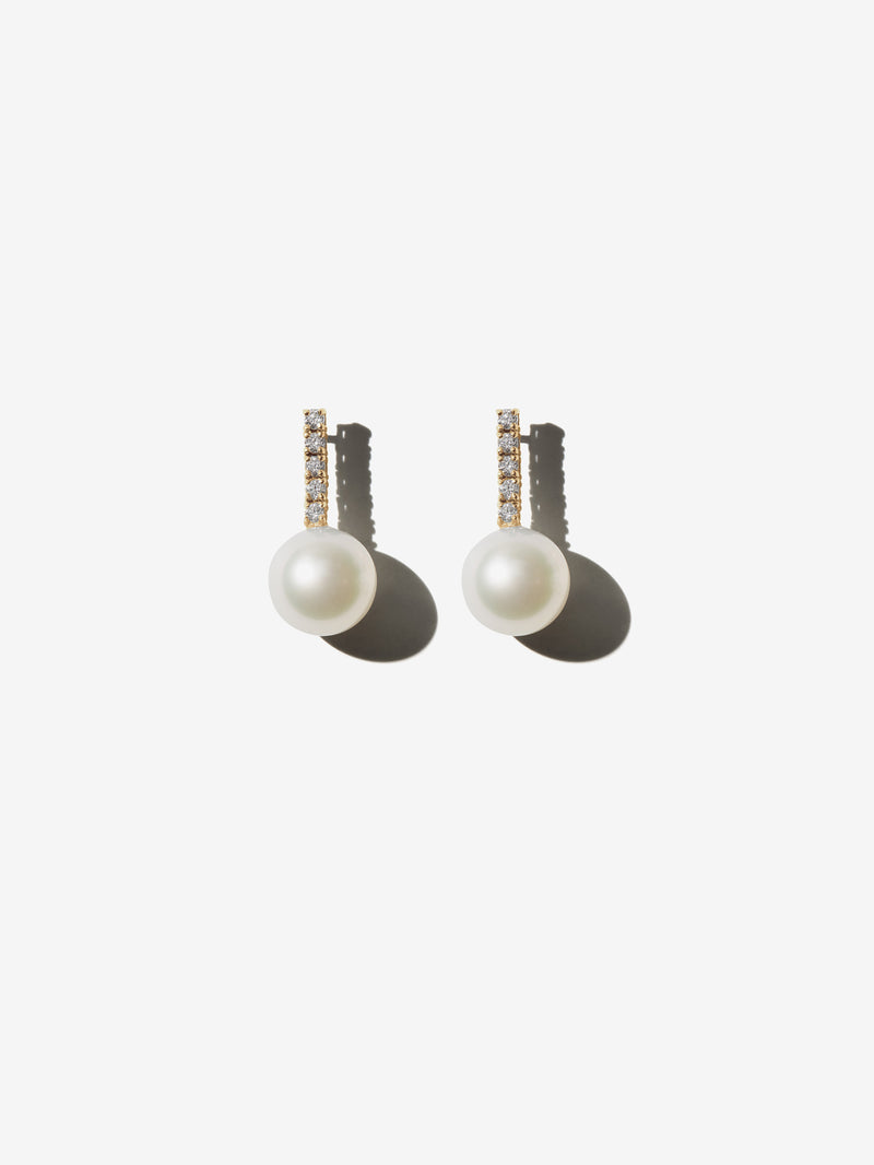 Prive Collection. South Sea Pearl with Diamond Earrings PE1