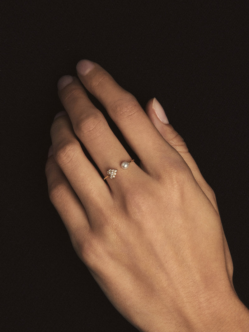 Small Diamond Heart and Pearl Ring SBR90D